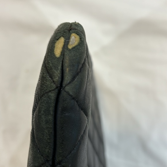 a hard-to-find Cosmetics bag - Picture 6 of 9